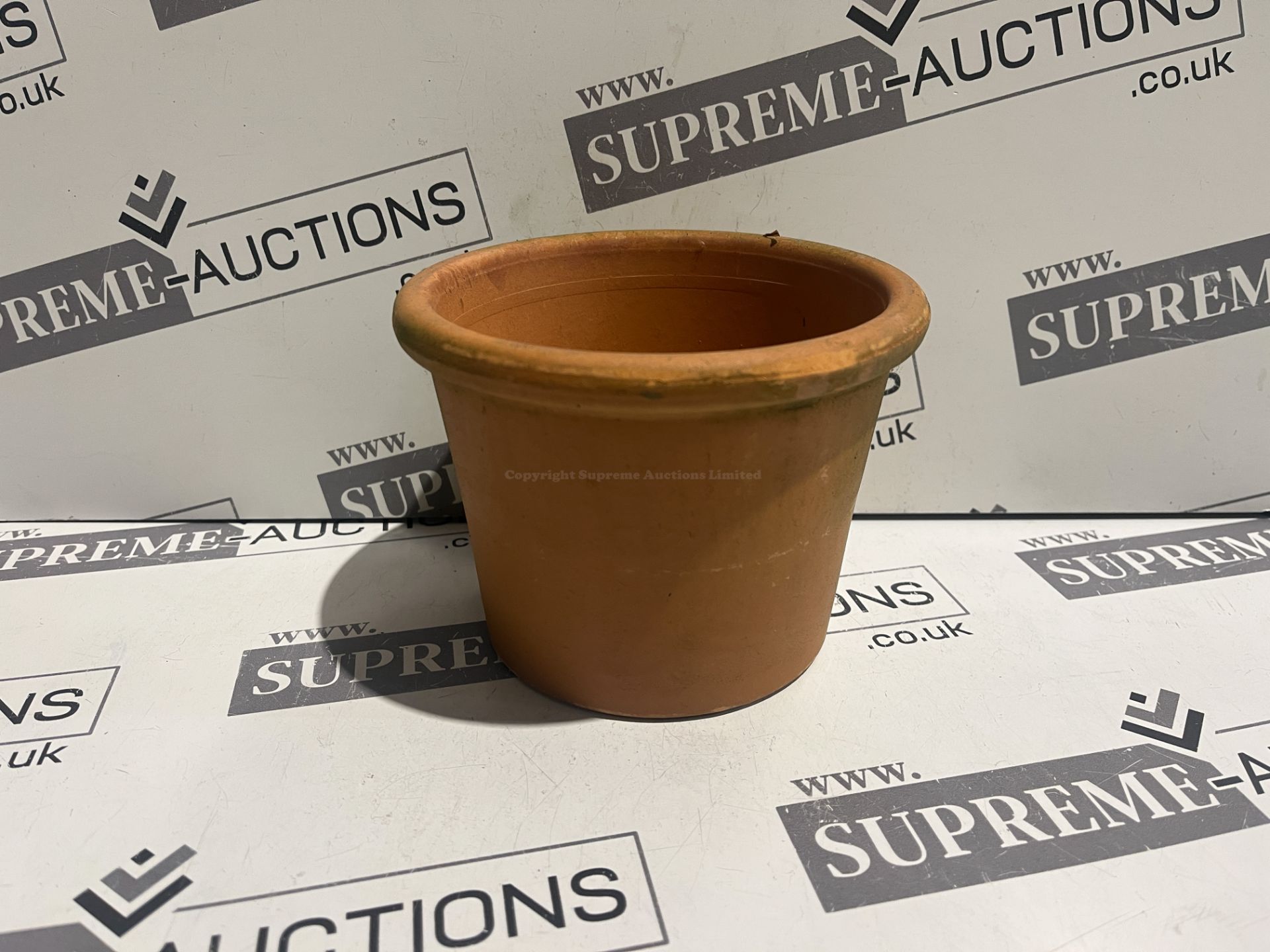 67 X BRAND NEW CLAY PLANT POTS R13-10