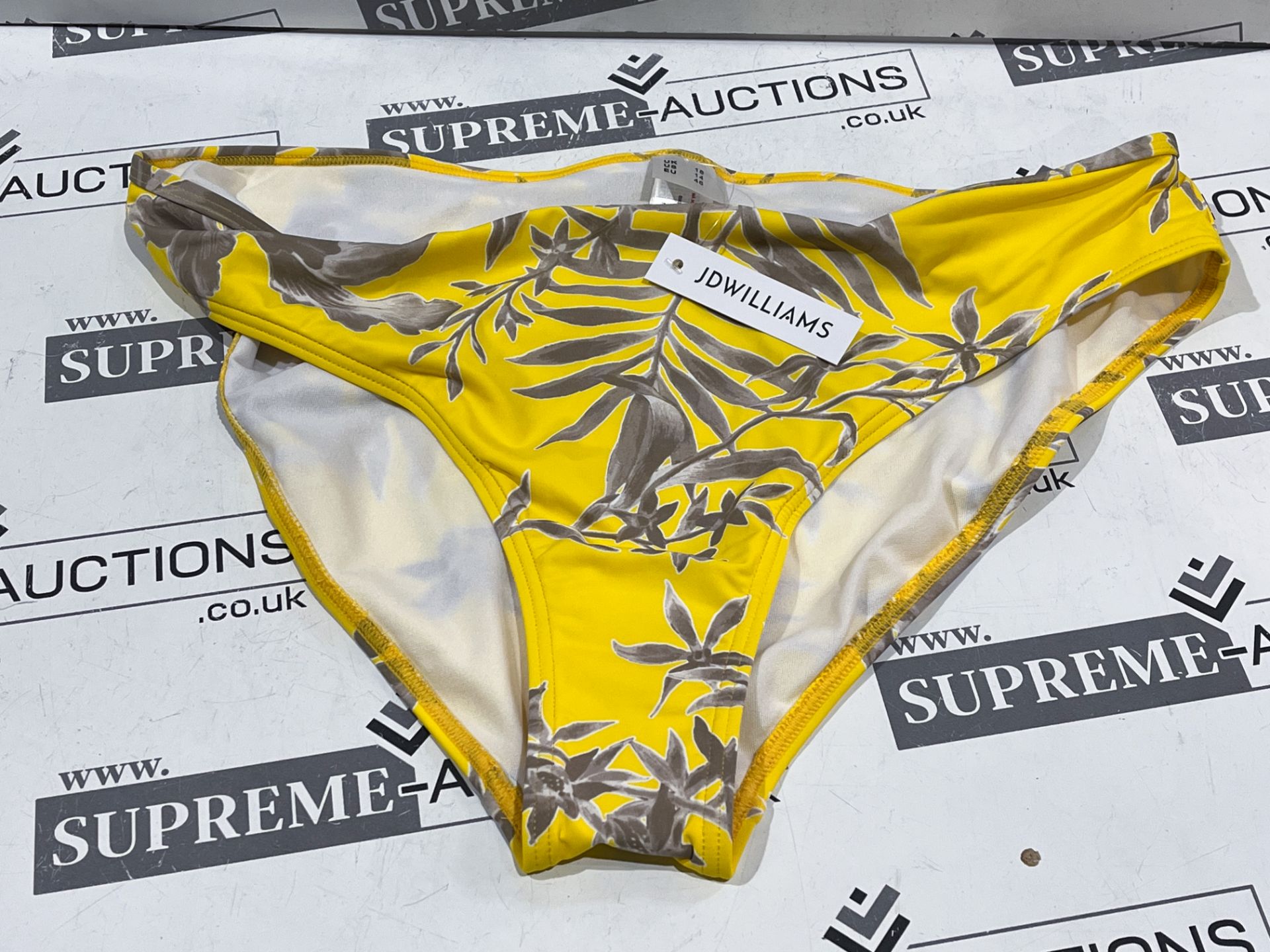 13 X BRAND NEW YELLOW FLORAL BIKINI BOTTOMS SIZE 18 LPT