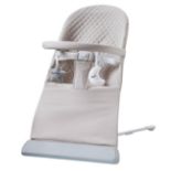 NUBY MUSICAL MOVES BABY BOUNCER, Two reclining positions Nine relaxing rhythms Vibrating motion