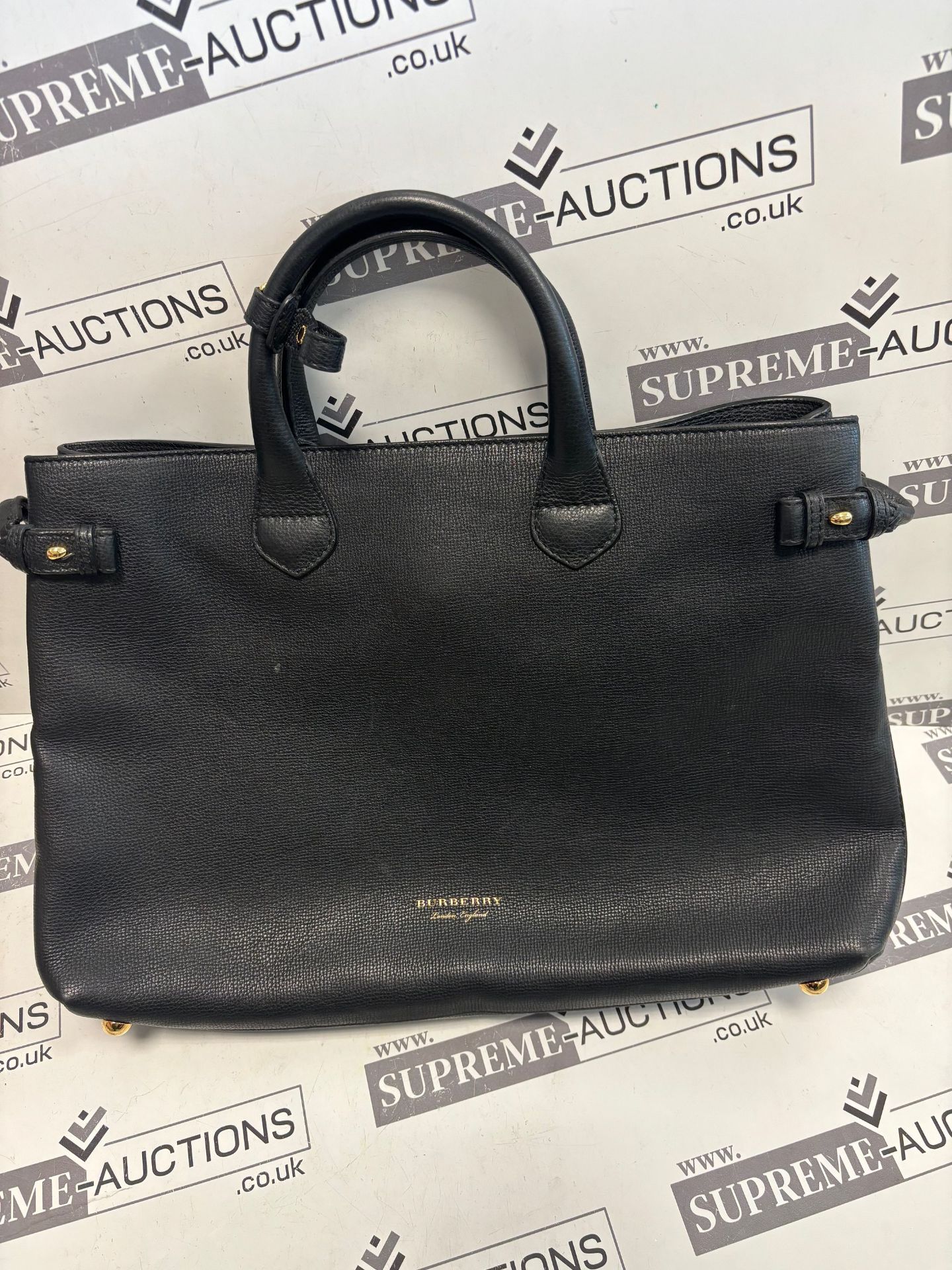 Burberry Derby Calfskin House Check Banner Tote Black. 45x30cm. - Image 4 of 13