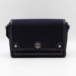 Burberry Small TB Envelope Crossbody Bag BLACK. 18x14cm.