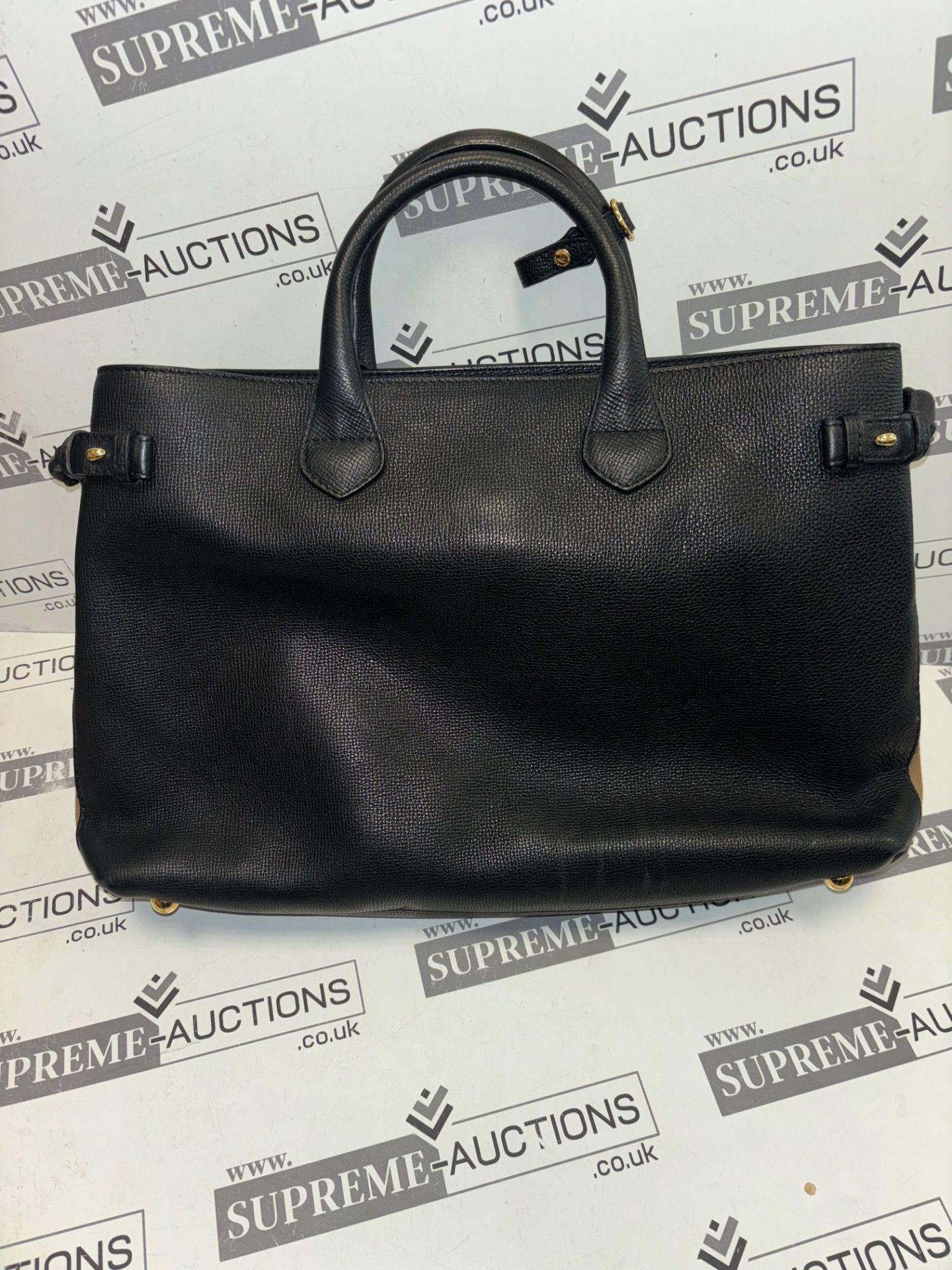 Burberry Derby Calfskin House Check Banner Tote Black. 45x30cm. - Image 7 of 13