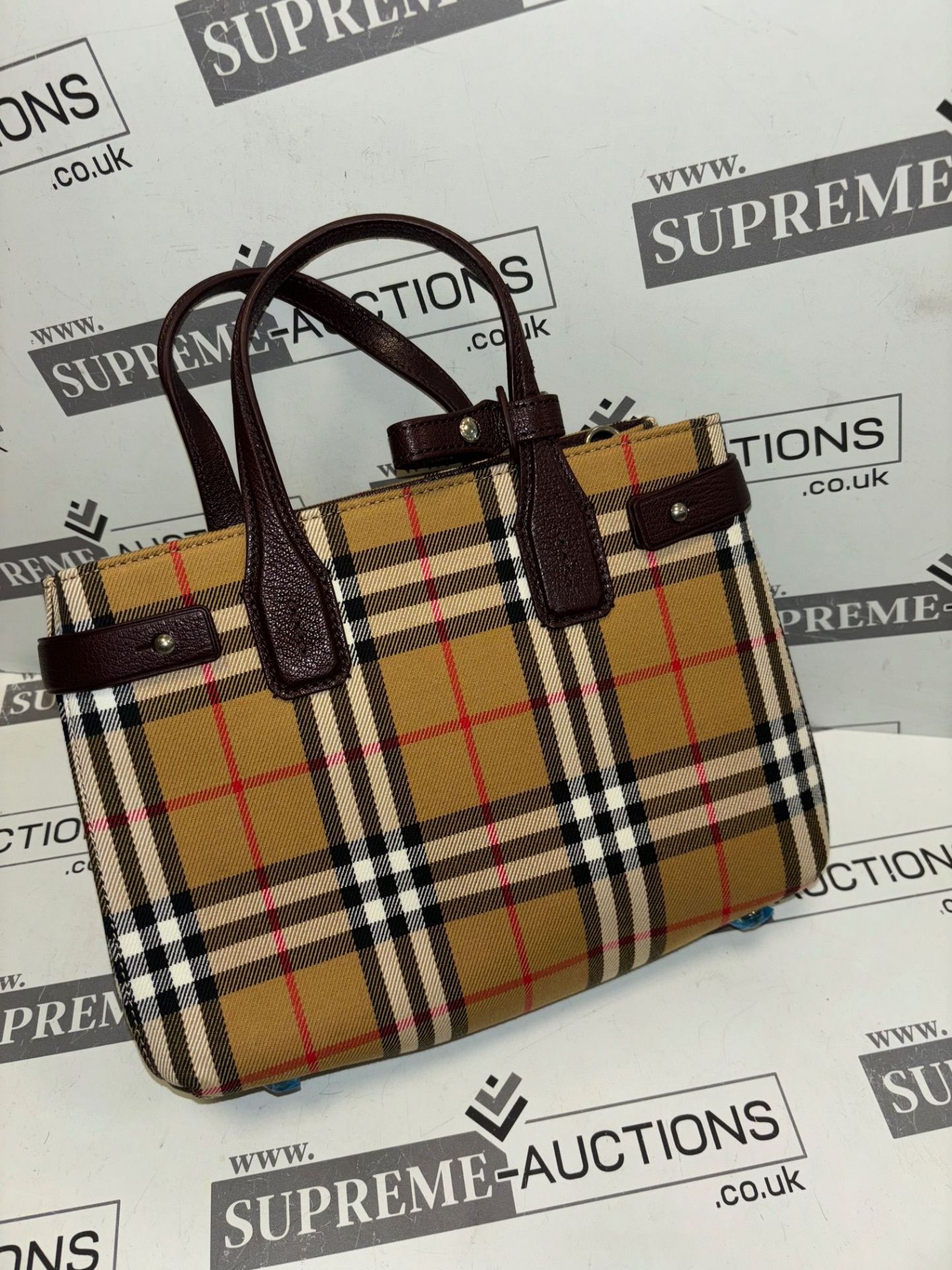 Burberry House Check Banner Tote Bag. 28x20cm. - Image 5 of 8