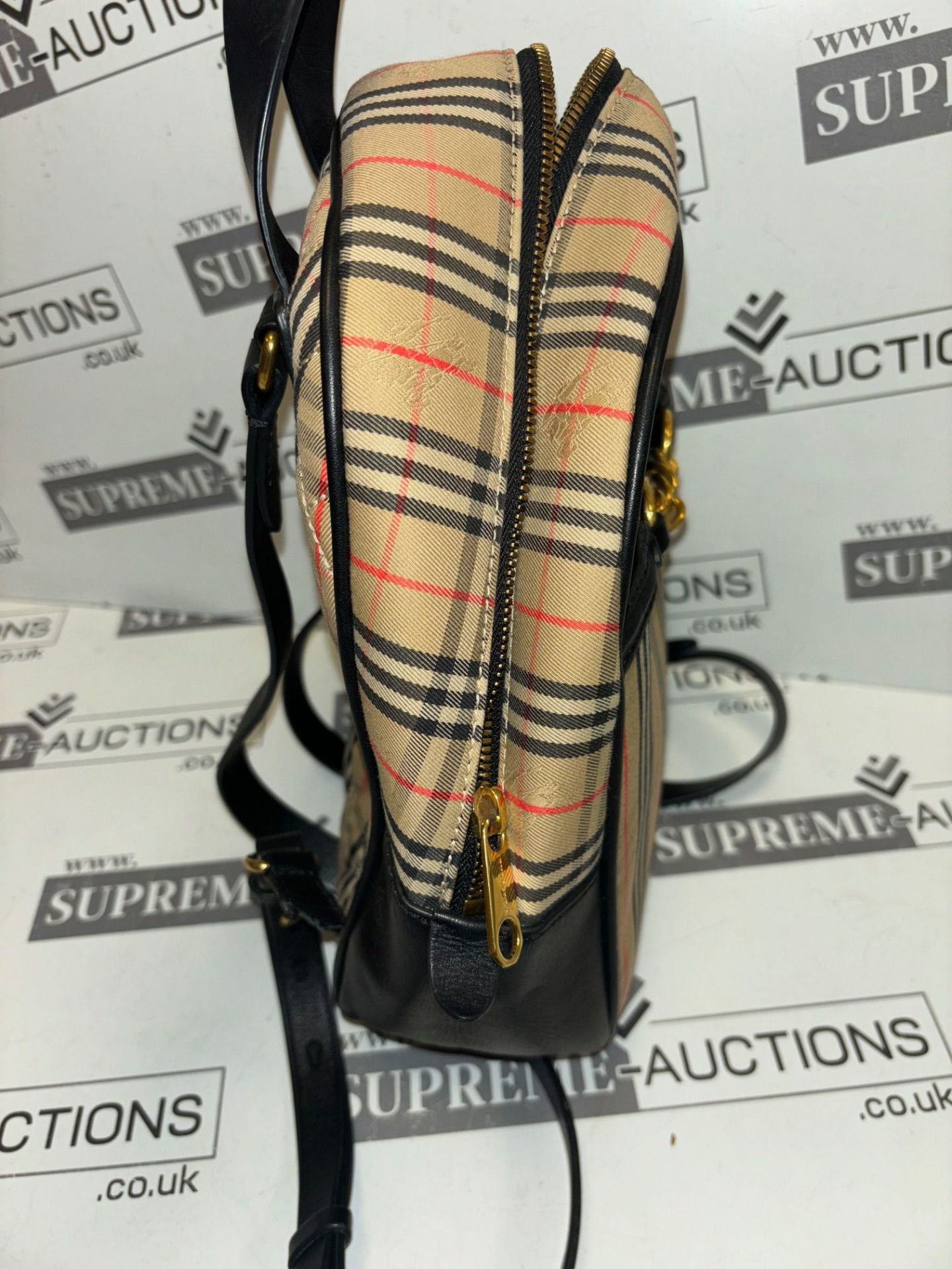 Burberry Link Backpack in Nova Check. 20x25cm. - Bild 9 aus 10