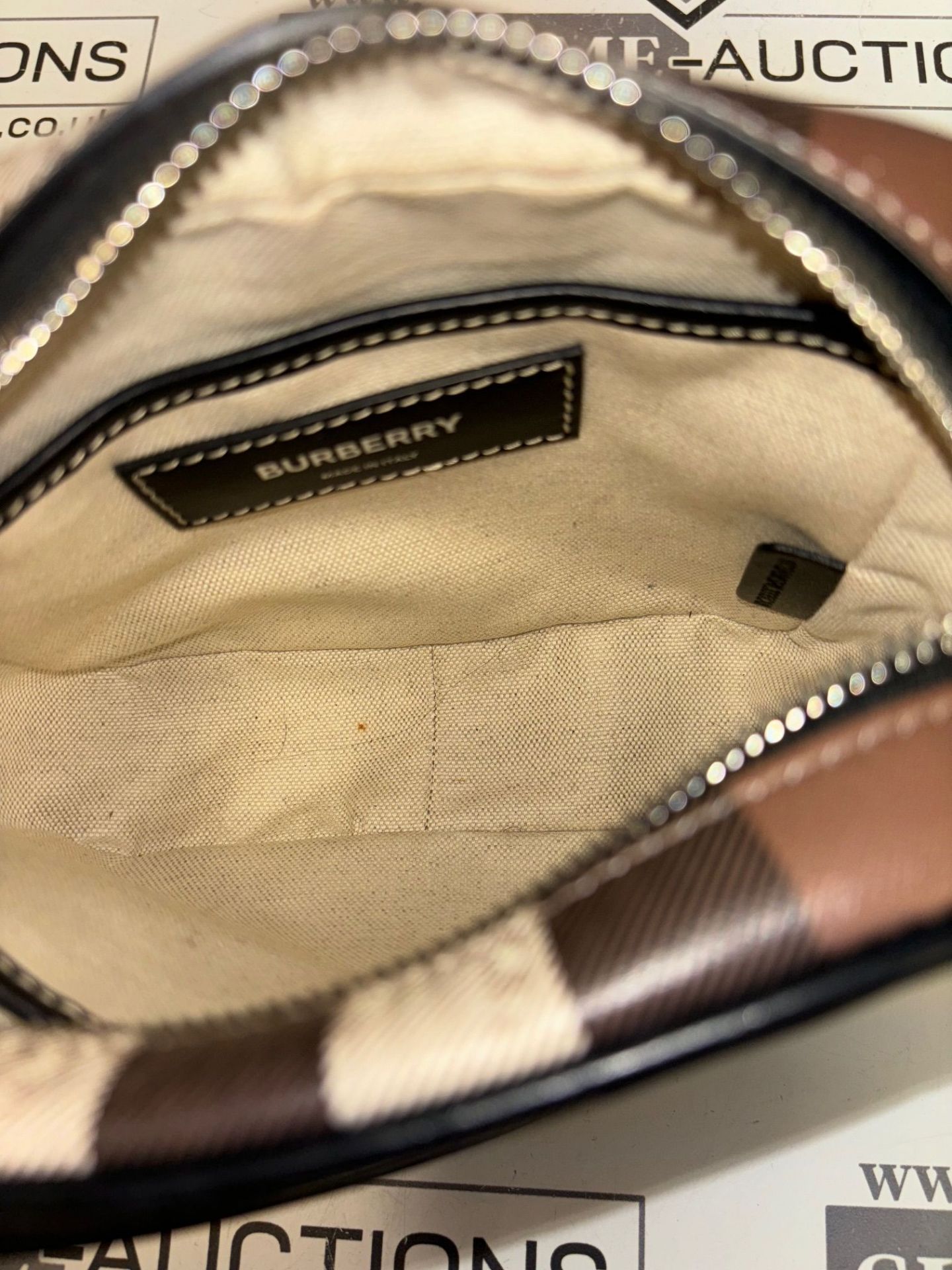 Burberry Shoulder Bag Check Coated Canvas Brown. 16x13cm. - Bild 9 aus 9