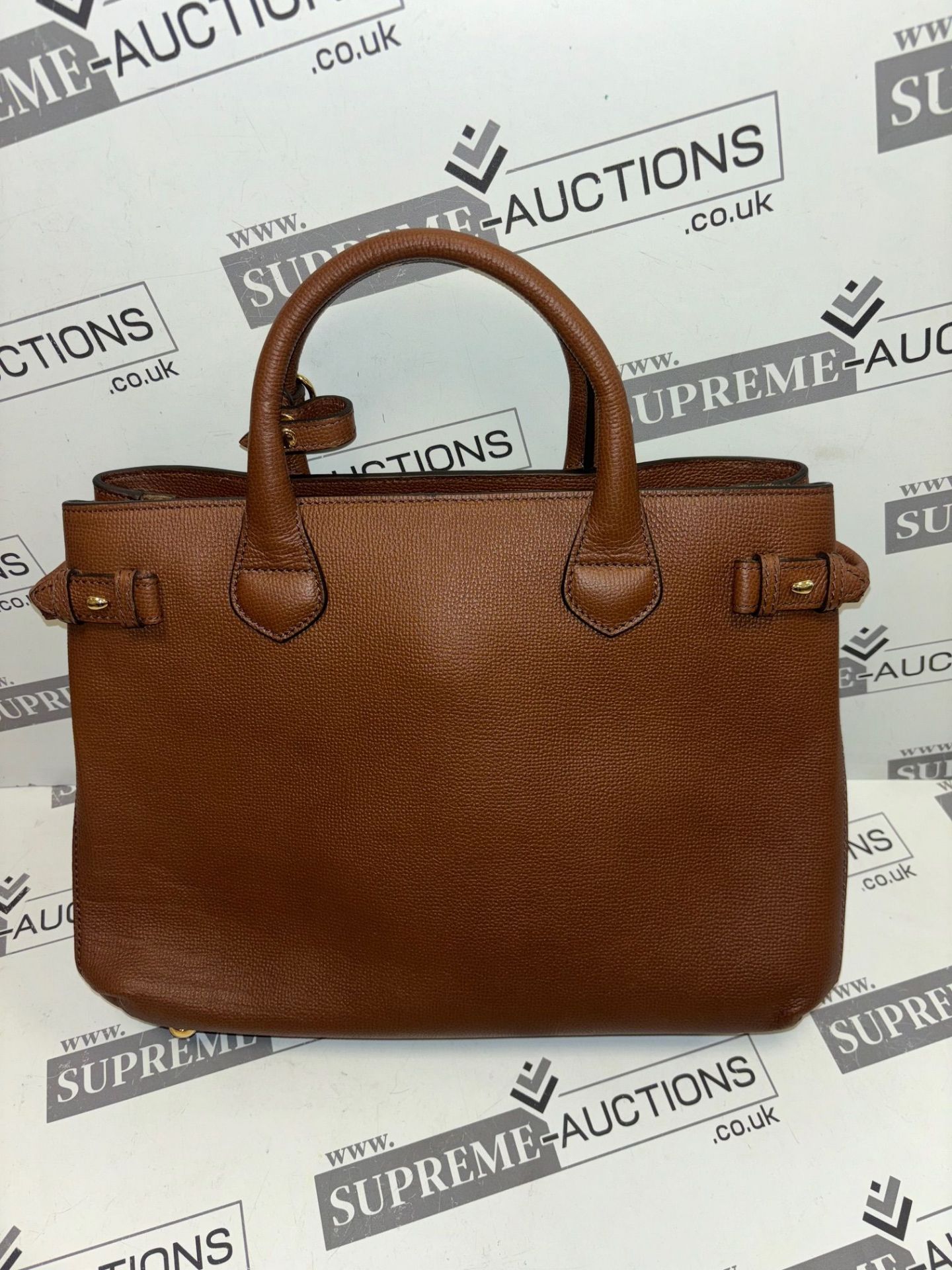 Burberry Derby Calfskin House Check Banner Tote Tan. 37x25cm. (without body strap) - Image 8 of 11