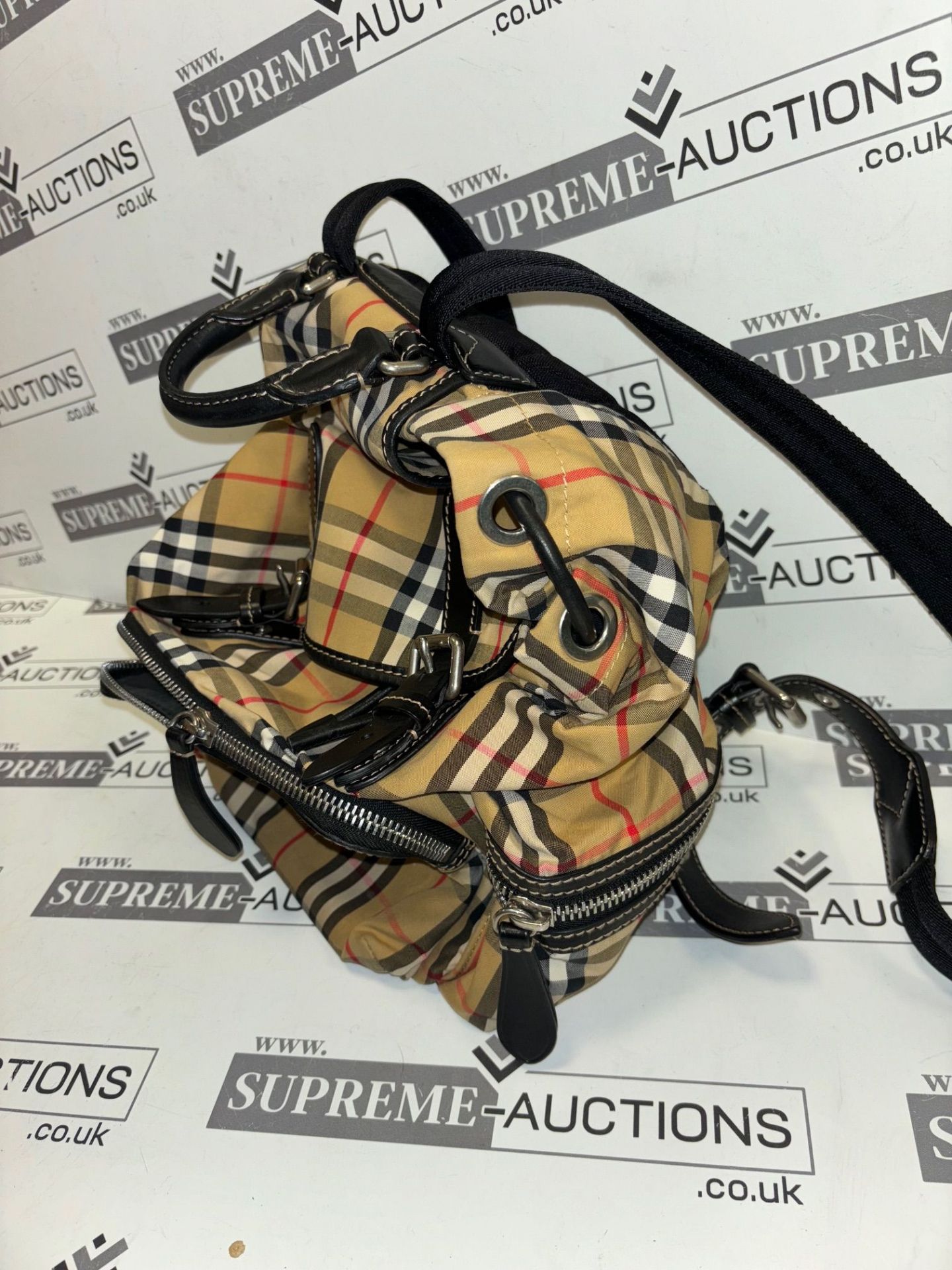 Burberry check backpack. 35x35cm - Image 7 of 9