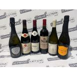 MIXED LOT CONTAINING 12 X BOTTLES OF wine prosecco, IsA CroiX DE GAY,CHATEAYNEUF-DU-pape, Etc