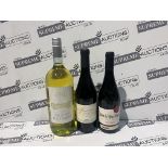 MIXED LOT CONTAINING 12 X BOTTLES OF wine AMNANOME, VILLA VITO,