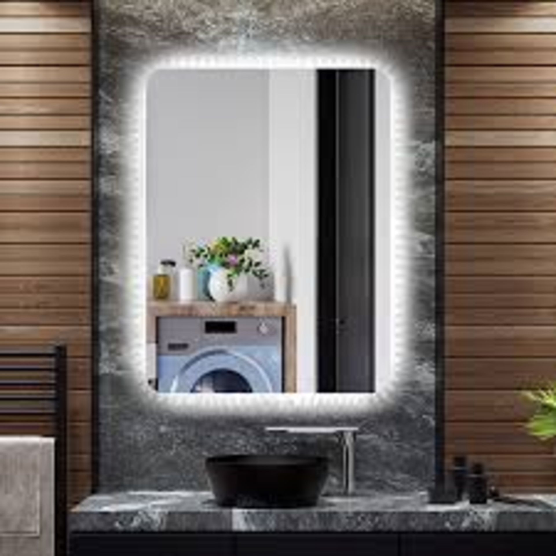 80x60cm Wall Mounted Mirror with Demister Pad . - R14.6.