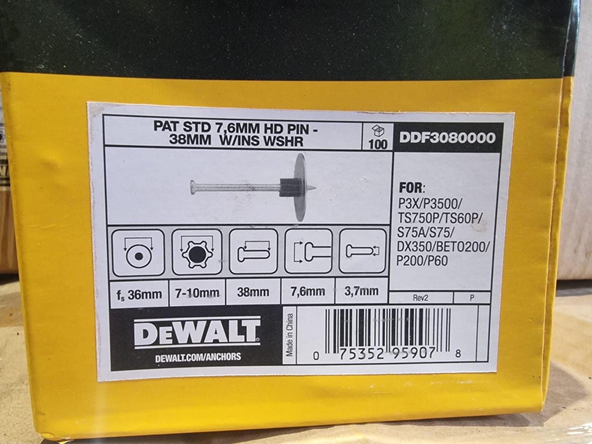 Trade Lot 100 x New Boxes of 100 Dewalt DDF3080000 DRIVE PIN 38MM INSULATION WASHER. RRP £19.54