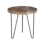 Bondiss Side Table Dark Wood. - ER. Give your surroundings a rustic touch with this side table.
