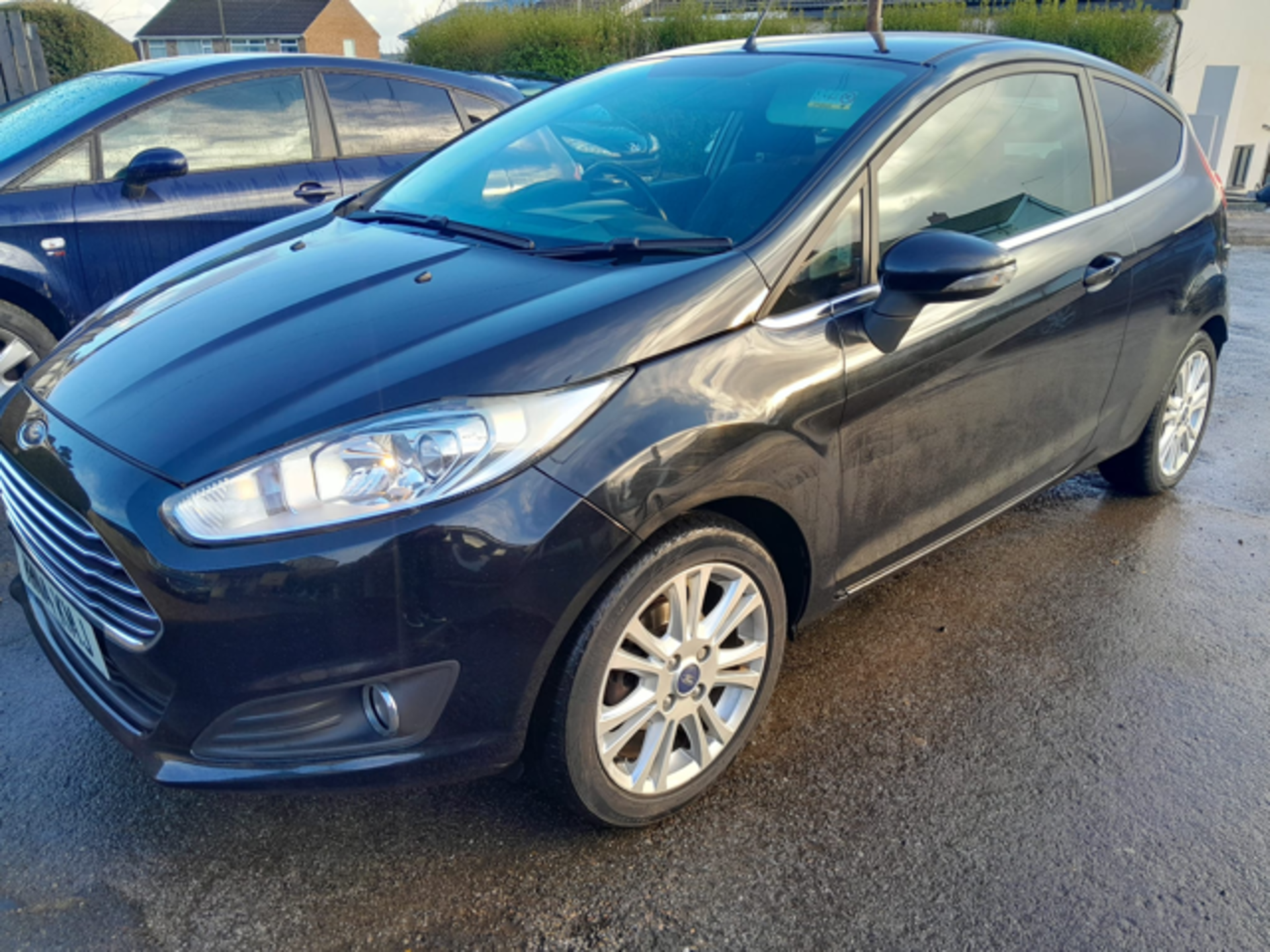 FORD FIESTA KN14 KMJ - Image 6 of 12