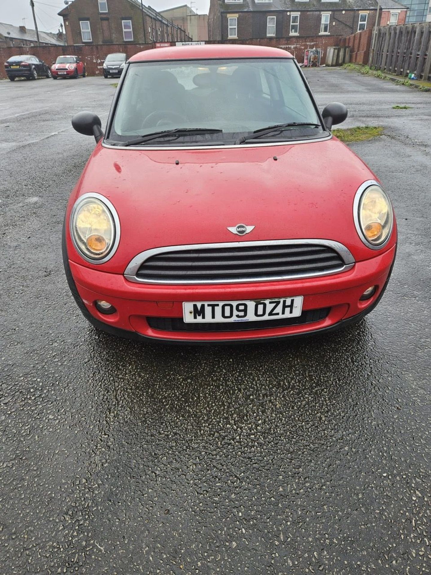 MT09 OZH MINI ONE HATCHBACK - 1.4 One 3dr Engine Size:1400 First Registered:17/07/2009 - Image 3 of 8