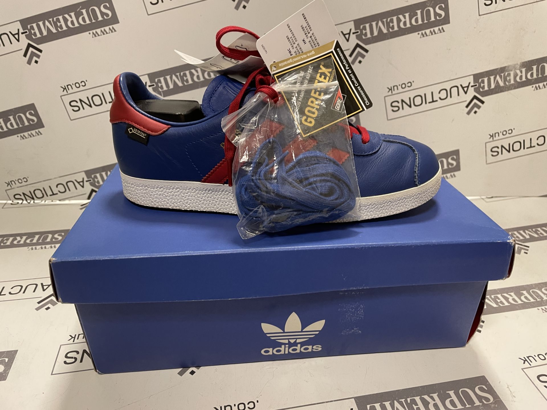 ADIDAS GAZELLE GTX BLUE AND RED TRAINERS SIZE 7