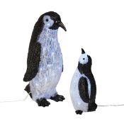 LED Black & White Freestanding Mama Penguin & Baby Penguin - ER47