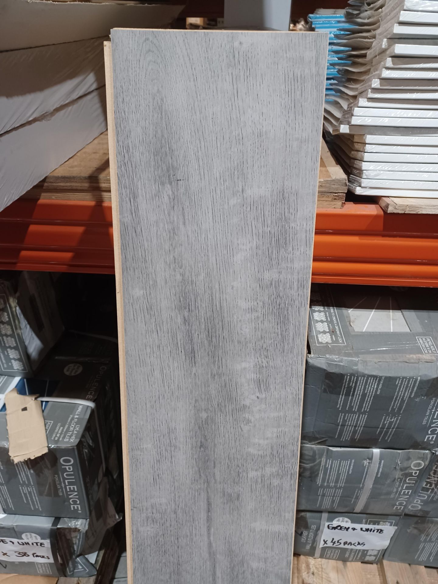 7 x Packs of Caloundra Laminate Flooring. 2.47m2 each pack giving this a coverage of 17.29m2 - R14 - Image 2 of 2