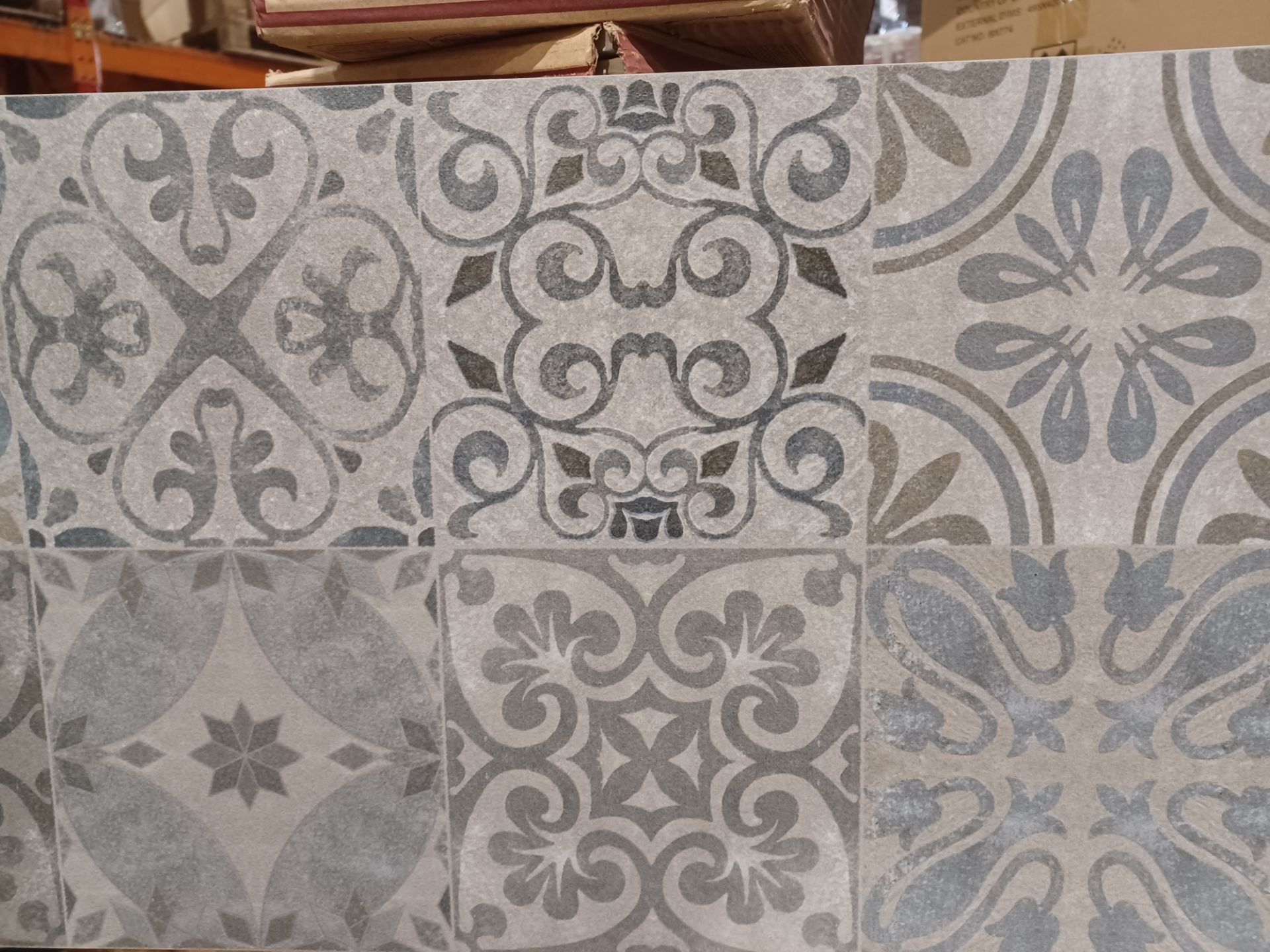 12.54 METRES SQUARED OF PORCELANOSA ANTIQUE BLUE TILES. 310x900mm. RRP £121.10 PER M2 - Bild 2 aus 2