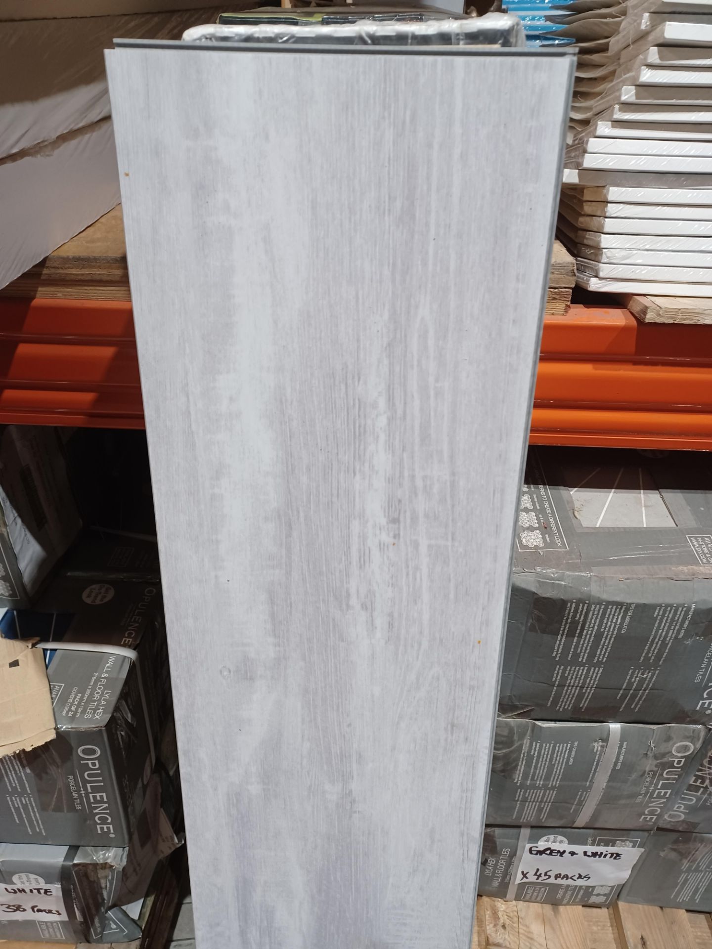 5 x Packs of Concerto Vinyl Click Plank Contains 8 x Planks. - R14 - Image 2 of 2