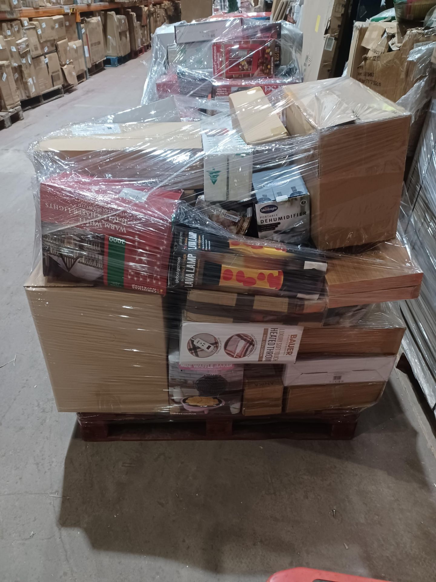 Pallet of Goods to contain; Kettles, Lighting, Mop & Bucket, Heated Blankets, Dehumidifiers, - Image 2 of 5