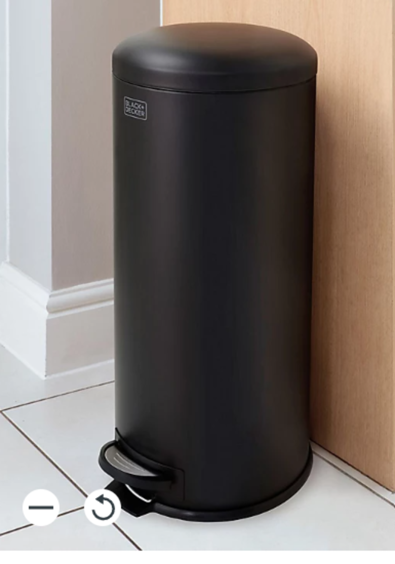 BLACK+DECKER 61139 30L Matt Black Dome Shaped Pedal Bin With Soft Close Lid - BW