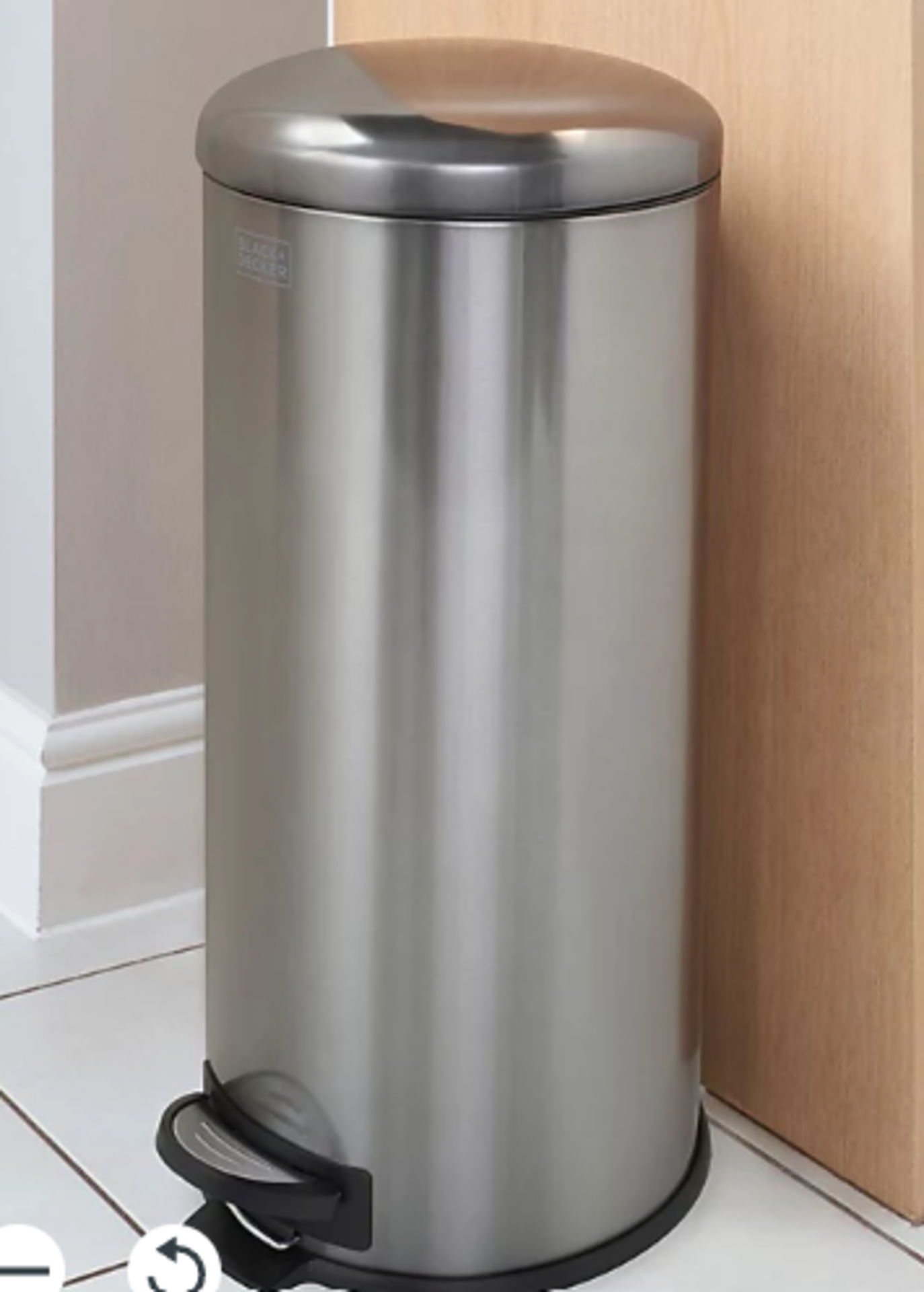 2 x BLACK+DECKER 61119 30L Dark Stainless Steel Dome Shaped Pedal Bin With Soft Close Lid- BW