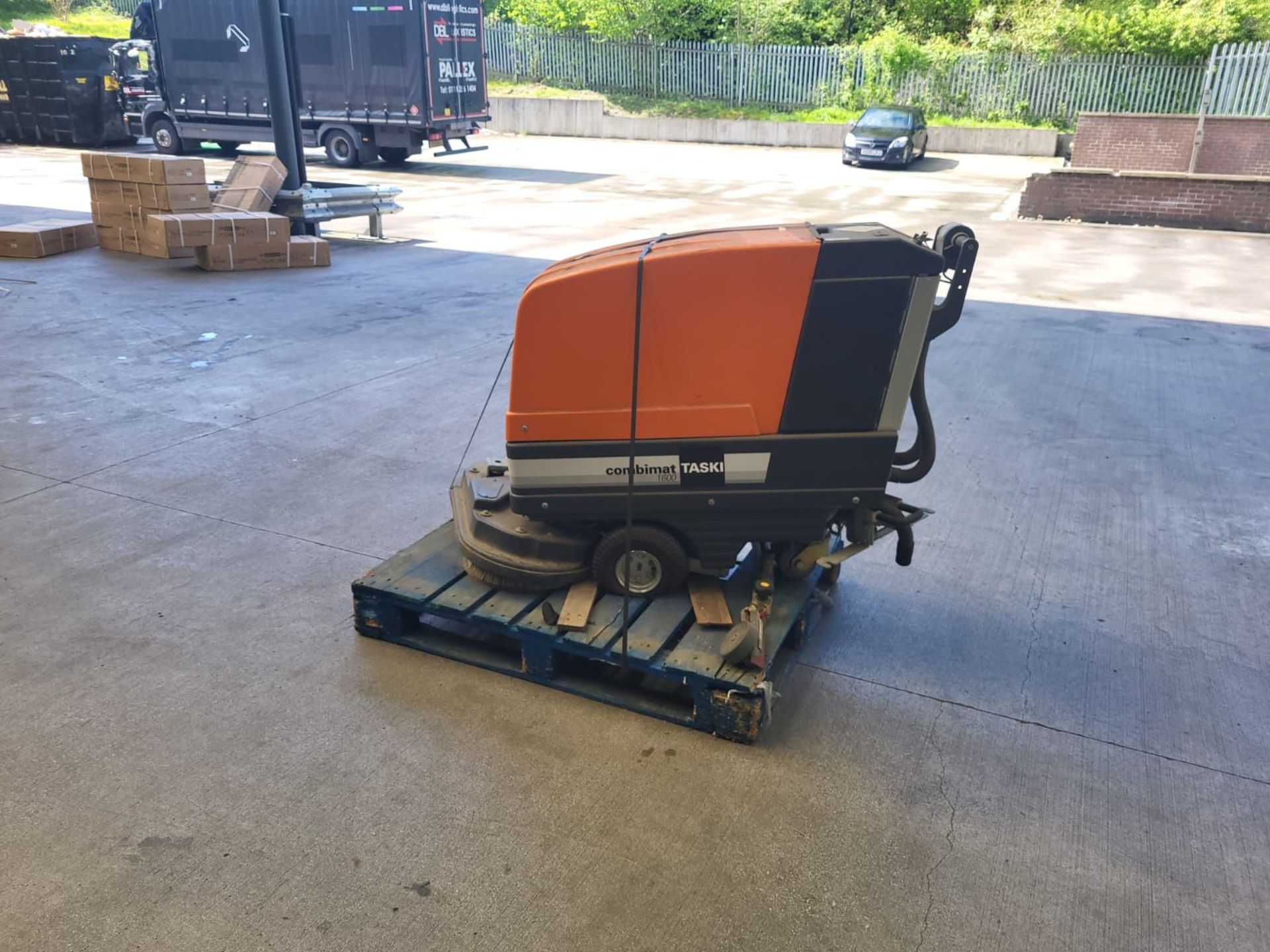 Taski Combimat 1600 Floor Scrubber. Note: Faulty Battery