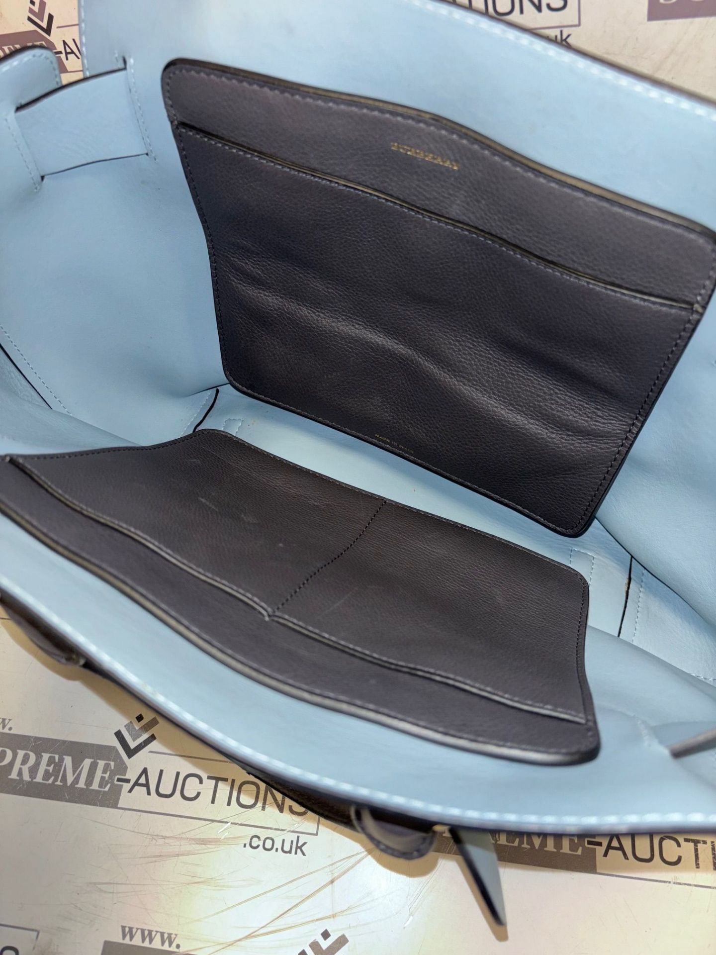 Genuine Burberry The Medium leather Belt Bag. Charcoal grey and baby blue. - Bild 12 aus 13