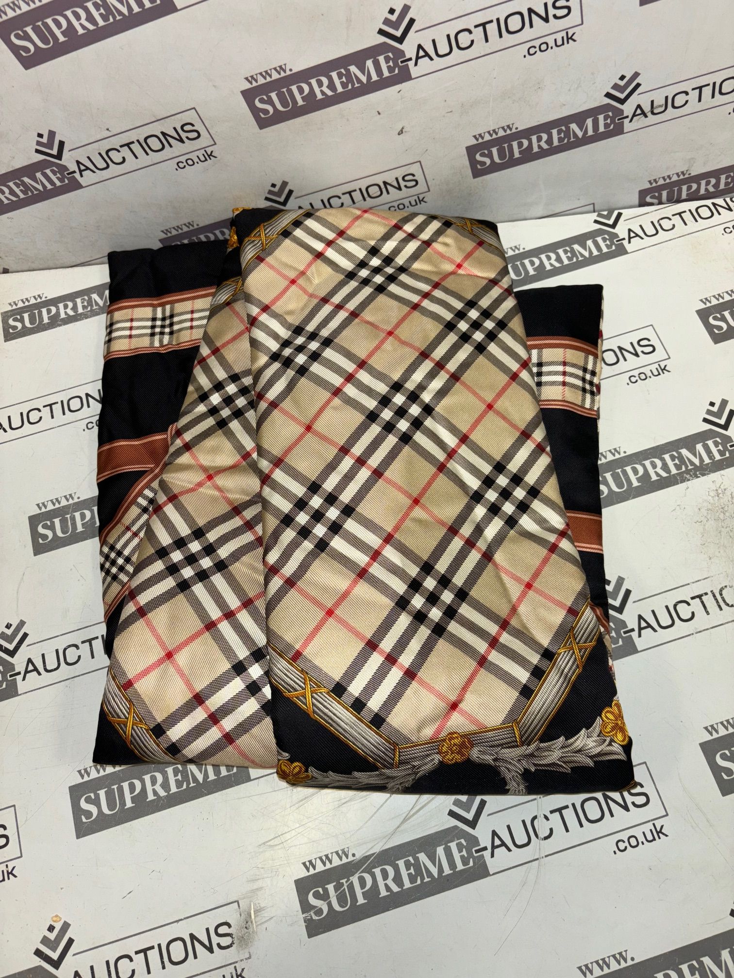Genuine Burberry archive mulberry padded silk scarf - Image 3 of 5