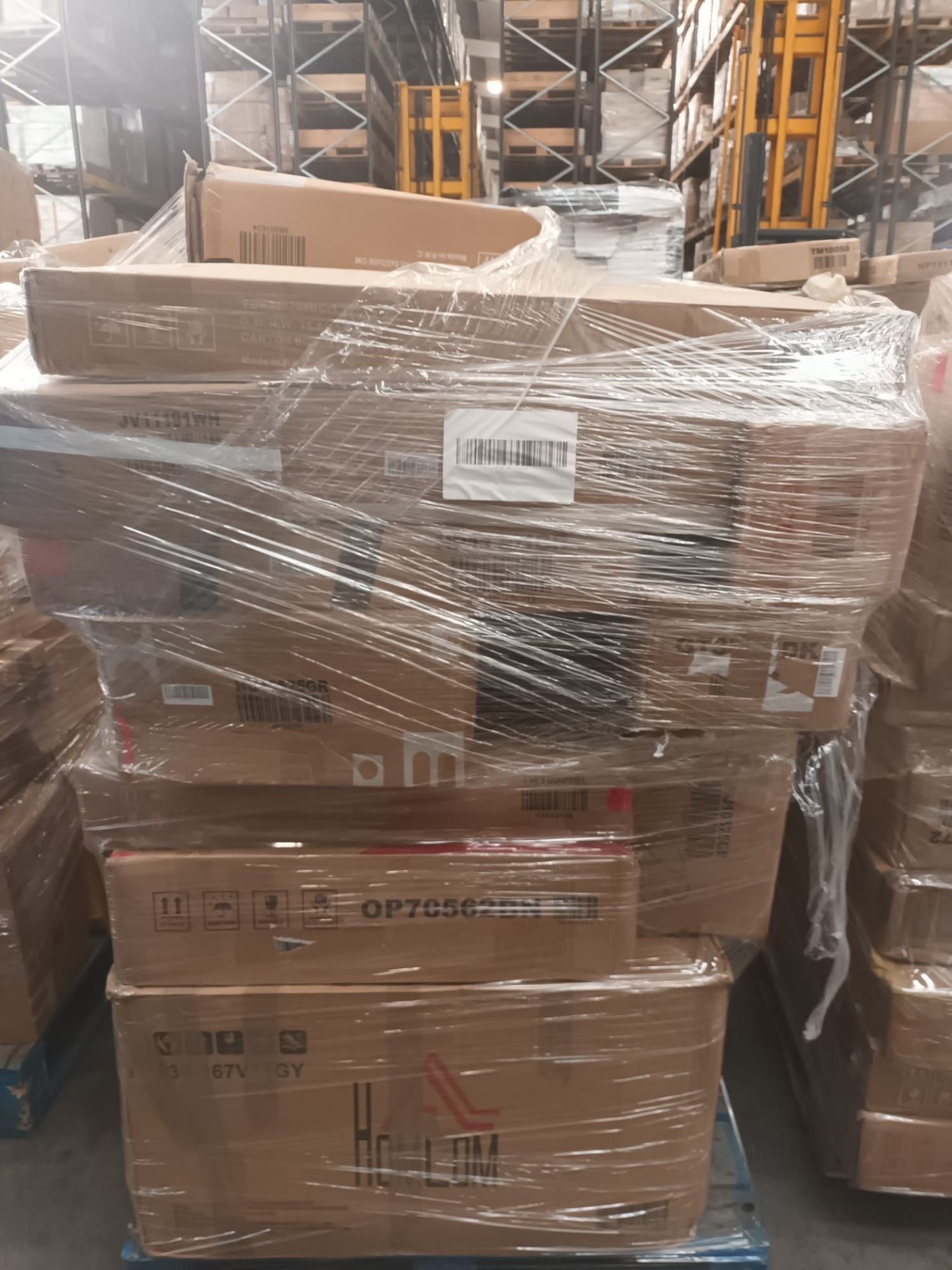 Large Pallet of Unchecked Mainly Boxed Courier Returns. These Are Unchecked & May Include: Power - Bild 62 aus 67