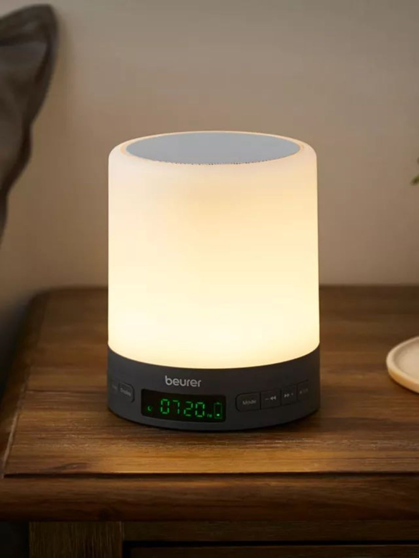 Beurer WL50 Wake Up to Daylight Table Lamp, White. - EBR3. RRP £109.00.