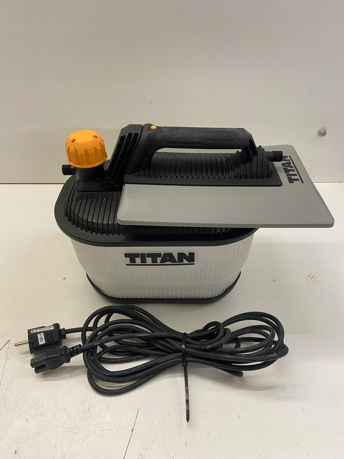 Titan Wallpaper Stripper Remover Electric TTB926STM 2 In 1 6.5L 2200 W 240 V - ER45