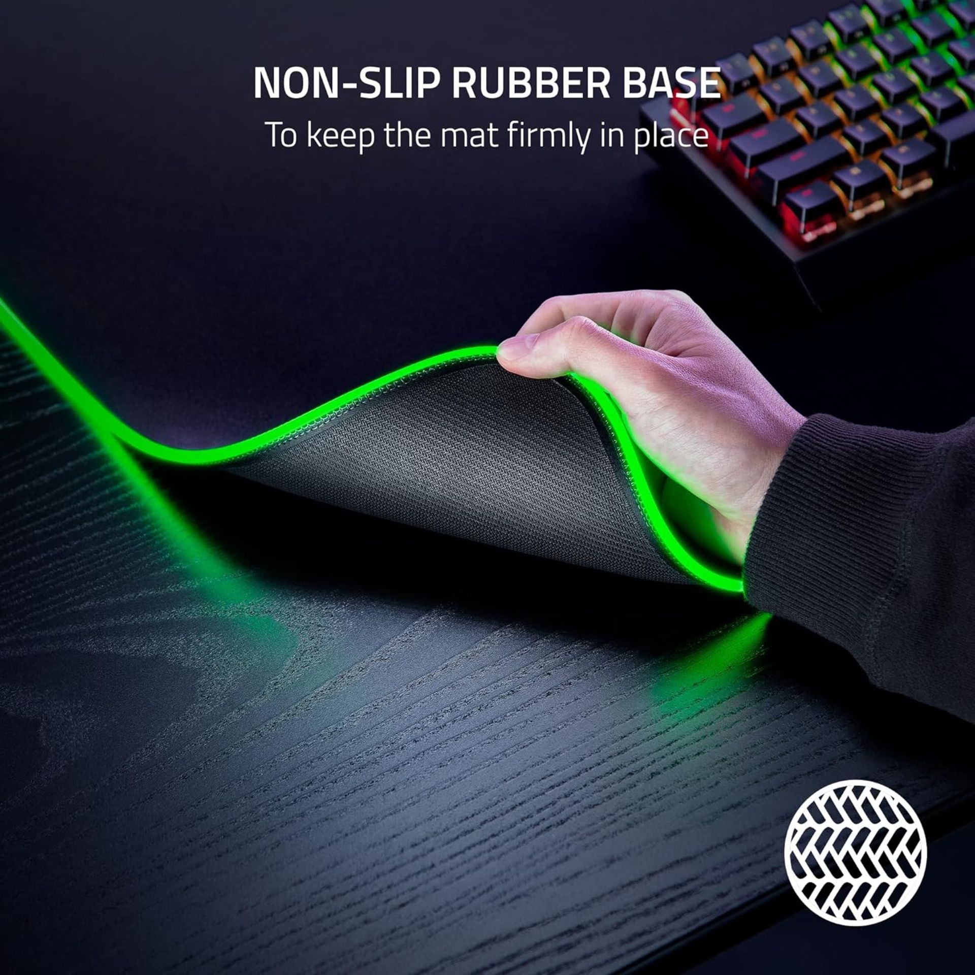 NEW & BOXED RAZER Goliathus Chroma 3XL Soft Gaming Mouse Mat. RRP £126.99. Micro-Textured Cloth - Image 6 of 6