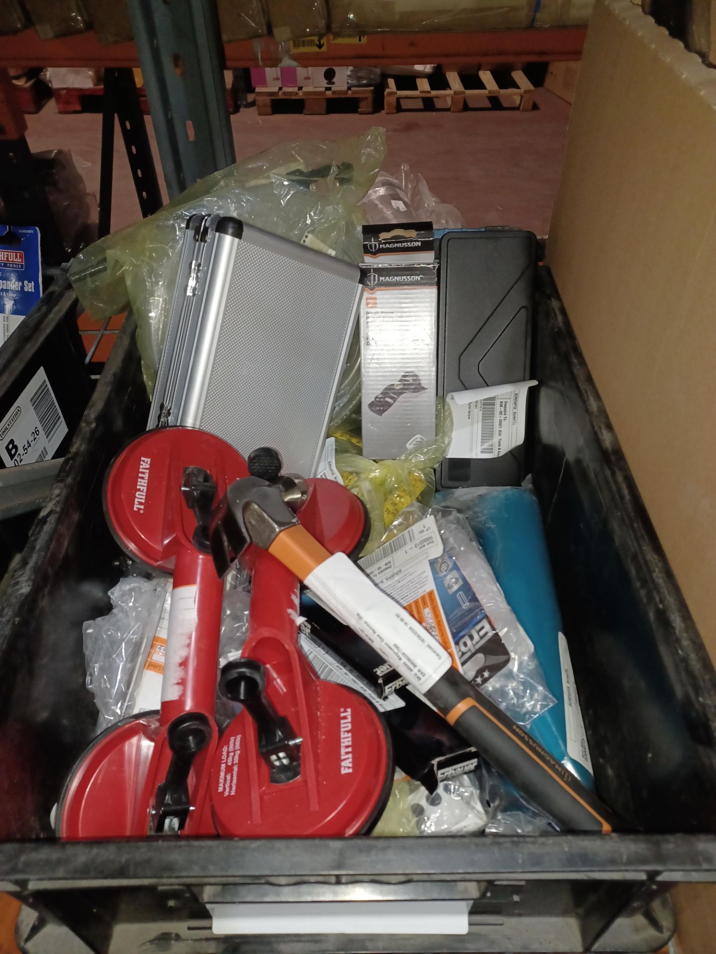 20 x Mixed Lot to include; Drill Sets, Hammer, Suction Pads and much more. - R13a.11.