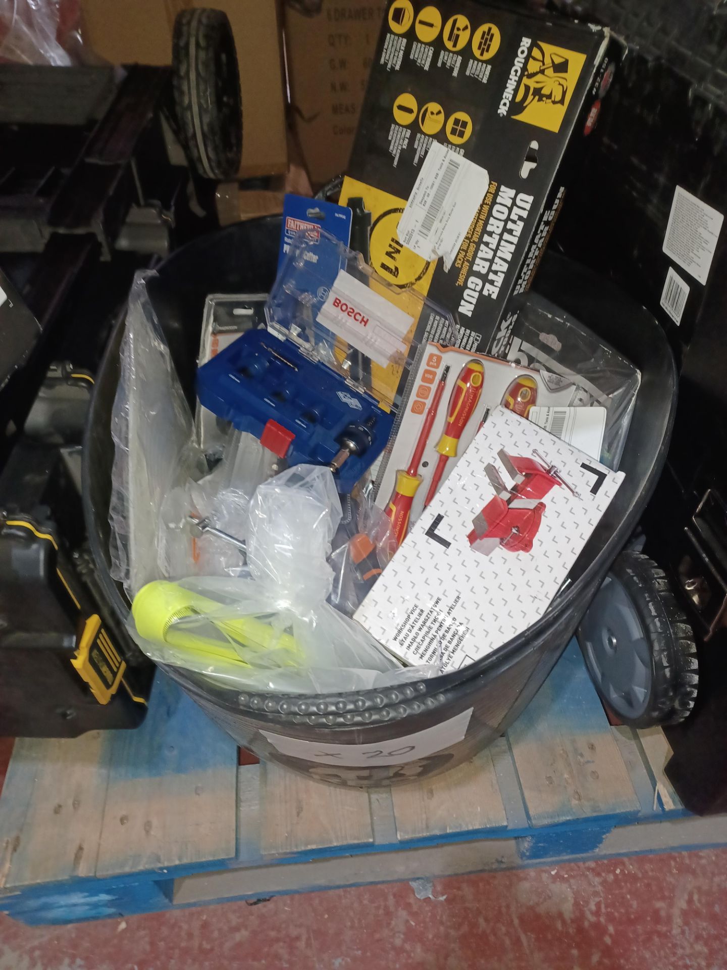 20 x Mixed Lot to include; Drill Sets, Mortar Gun, Clamp Vice and much more. - R14.14.