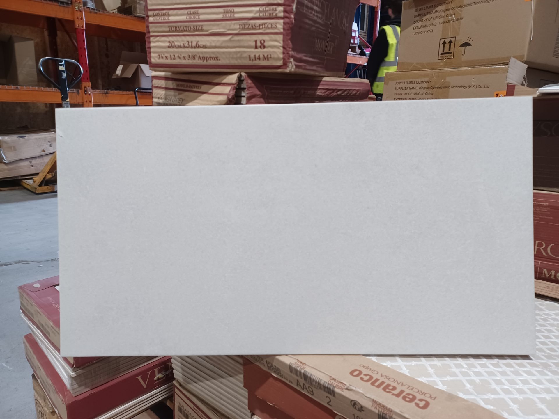 10.08 METRES SQUARED OF PORCELANOSA NAST GREY(P) TILES. 310x590mm. RRP £73.32 PER M2