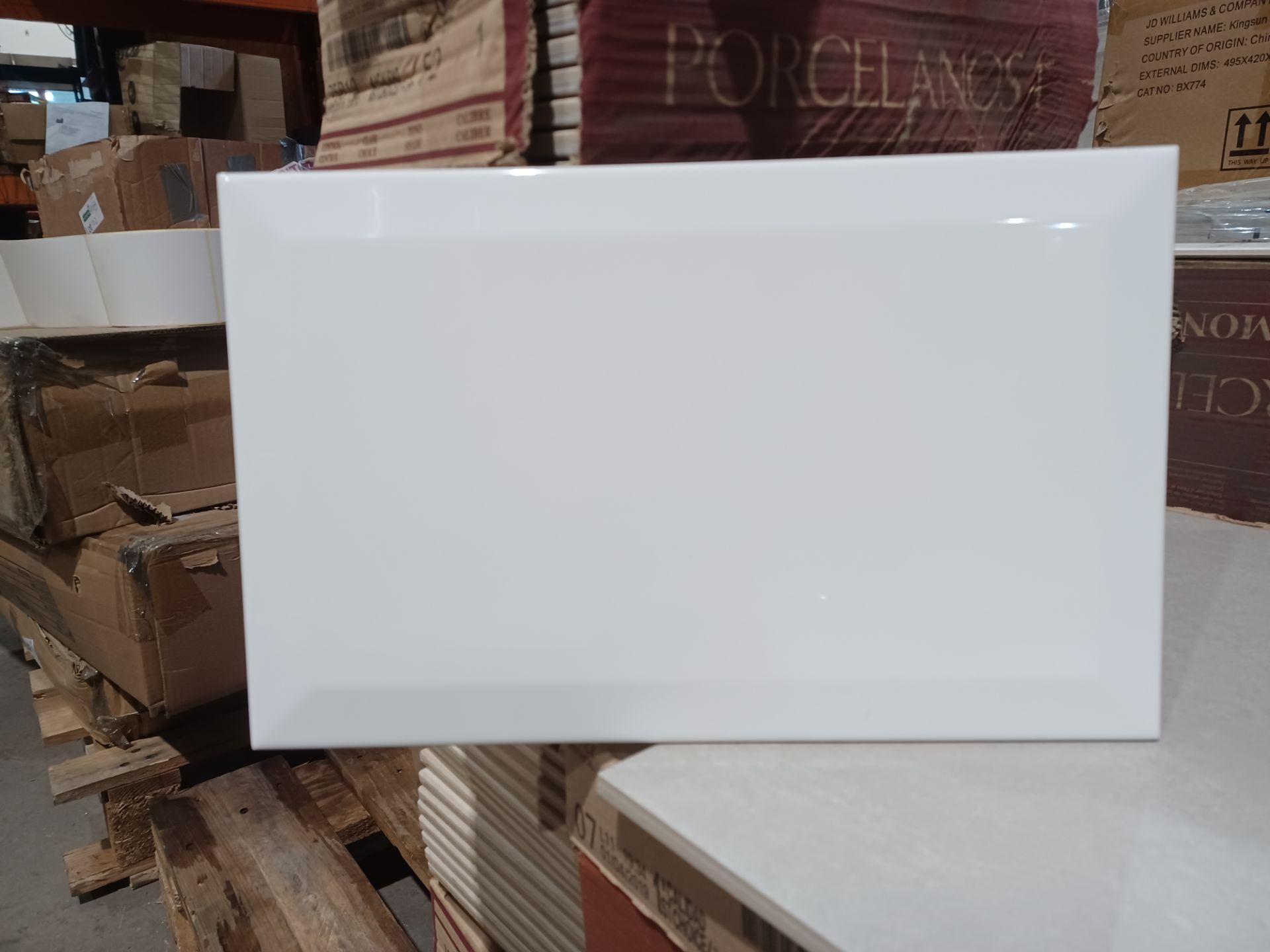 12.5 METRES SQUARED OF PORCELANOSA MONACO BRILLO TILES 200x310mm. RRP £54.55 PER M2