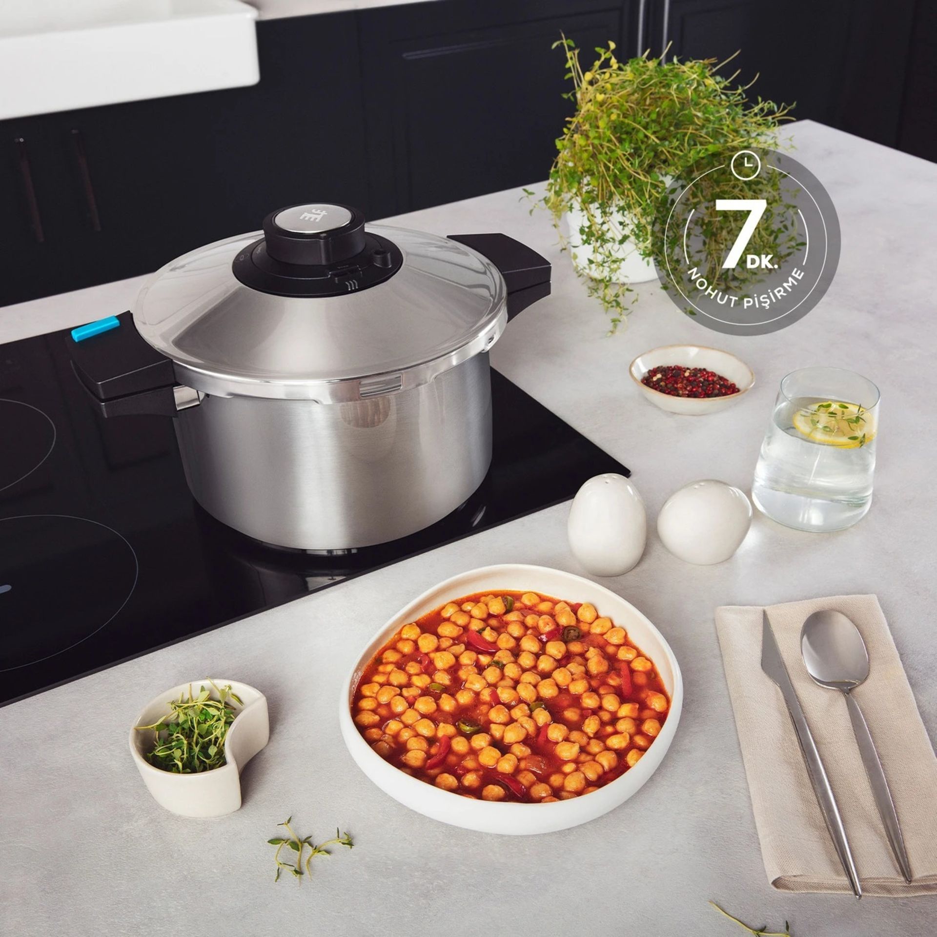 Karaca Quick and Safe 2-Piece Stainless Steel Induction Pressure Cooker - ER47