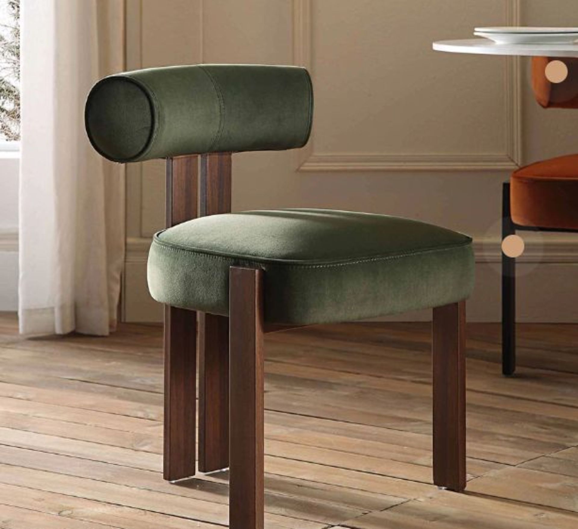 Ophelia Moss Green Velvet Dining Chair. - R19.6. RRP £209.99. Combining sumptuous moss green