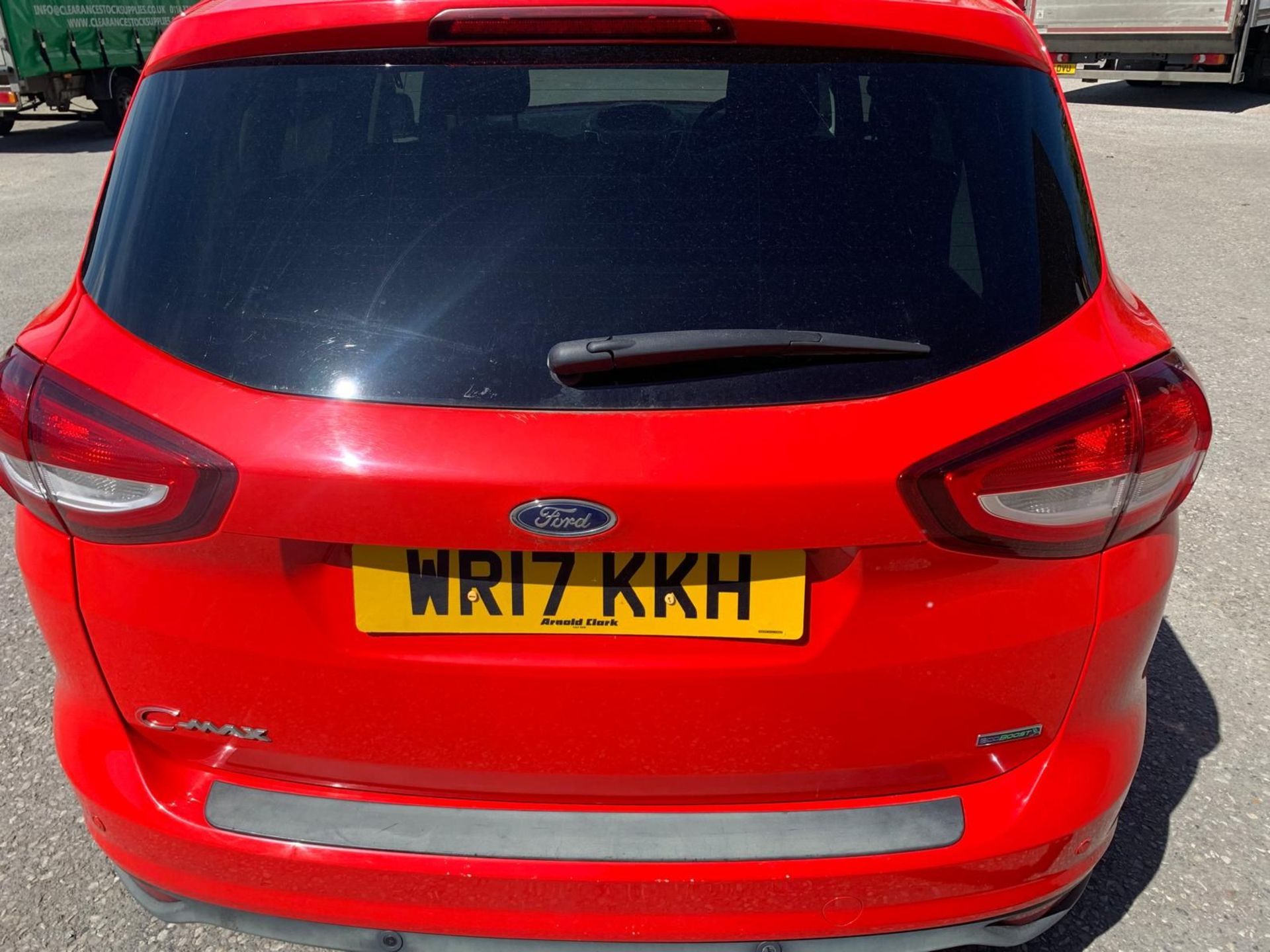 WR17 KKH FORD C-MAX. MOT Expiry: 09/10/2024 First Registered 31/03/2017 Petrol, Red - Image 4 of 10