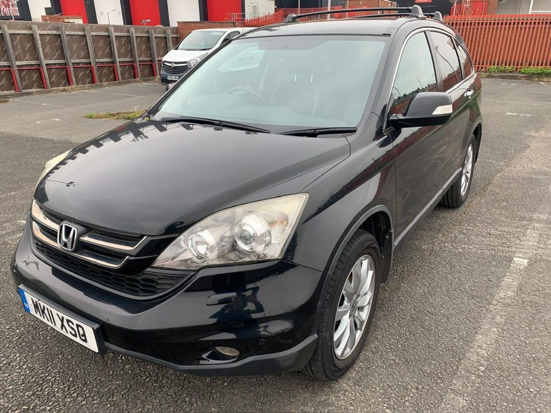 MK11 XSO HONDA CR-V  BLACK DIESEL  First registration: 03.03.11 2 X KEYS LOGBOOK ELECTRIC WINDOWS - Image 4 of 8