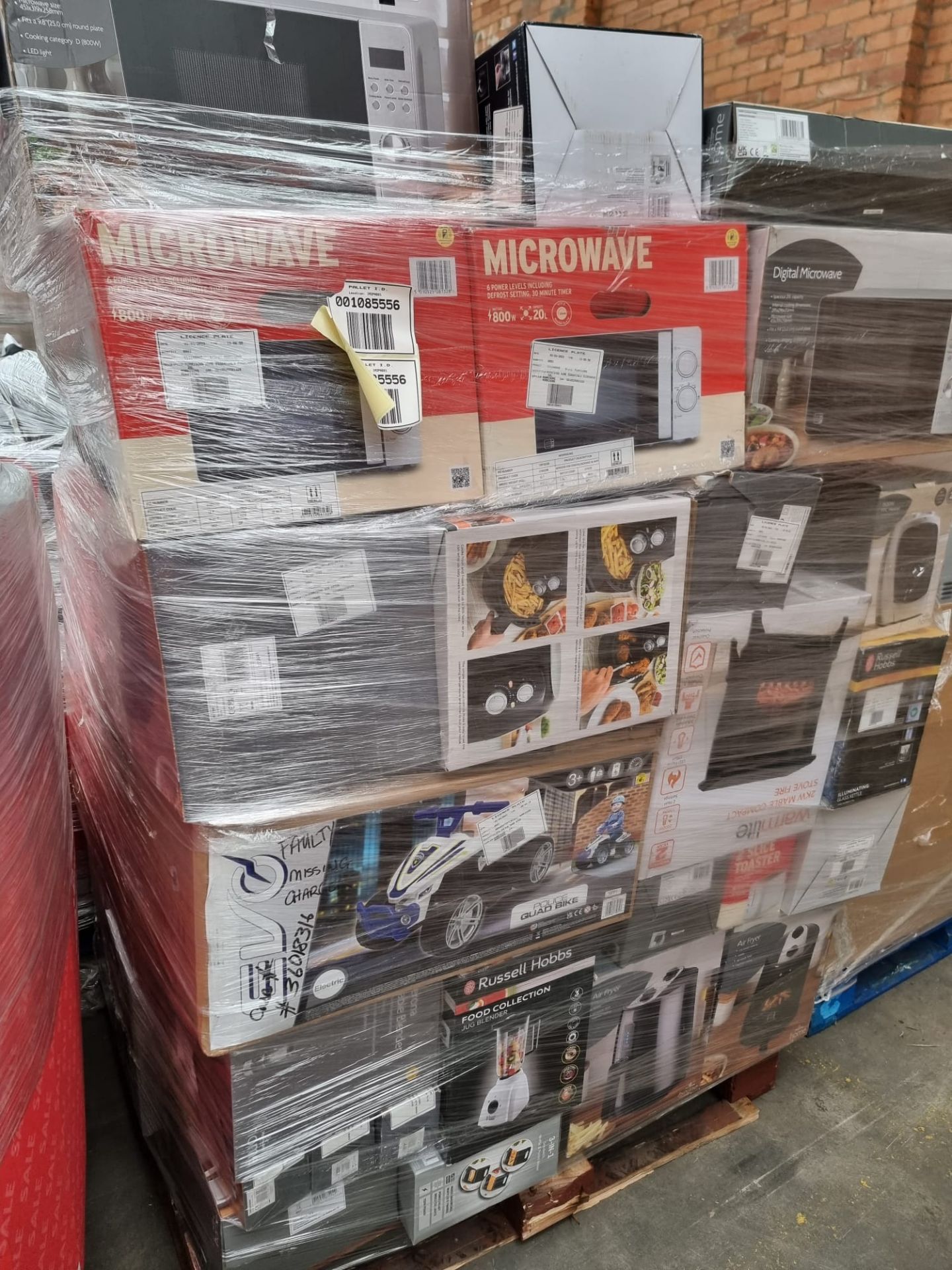 24 PALLETS OF UNCHECKED & UNTESTED MORRISONS SMALL DOMESTIC APPLIANCES.   INCLUDES: KETTLES, - Bild 29 aus 29