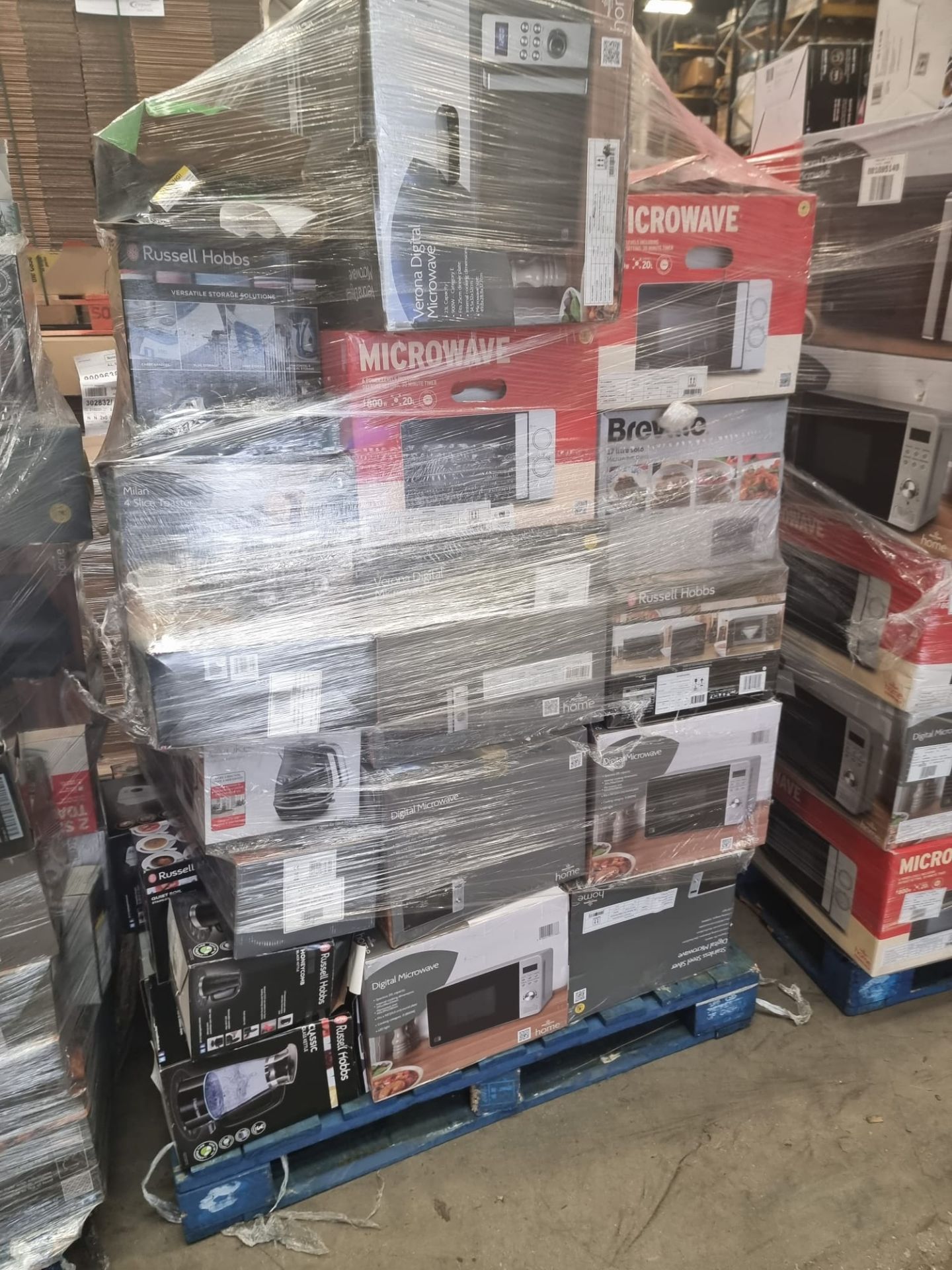 24 PALLETS OF UNCHECKED & UNTESTED MORRISONS SMALL DOMESTIC APPLIANCES.   INCLUDES: KETTLES, - Image 22 of 29
