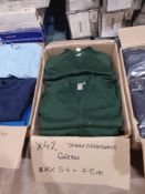 42 x Dark Green Kids Soft Fleeced Cardigans in Sizes 5-6 Year & 7-8 Years. - R14. RRP £15.66 each