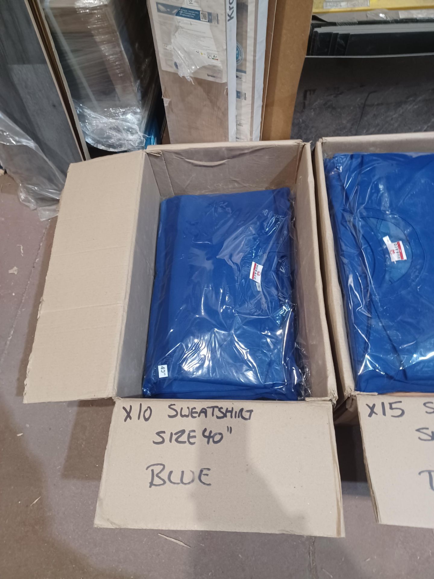 10 x Blue Premium Soft Fleeced Sweatshirts in Size 40". - R14. RRP £14.51 each