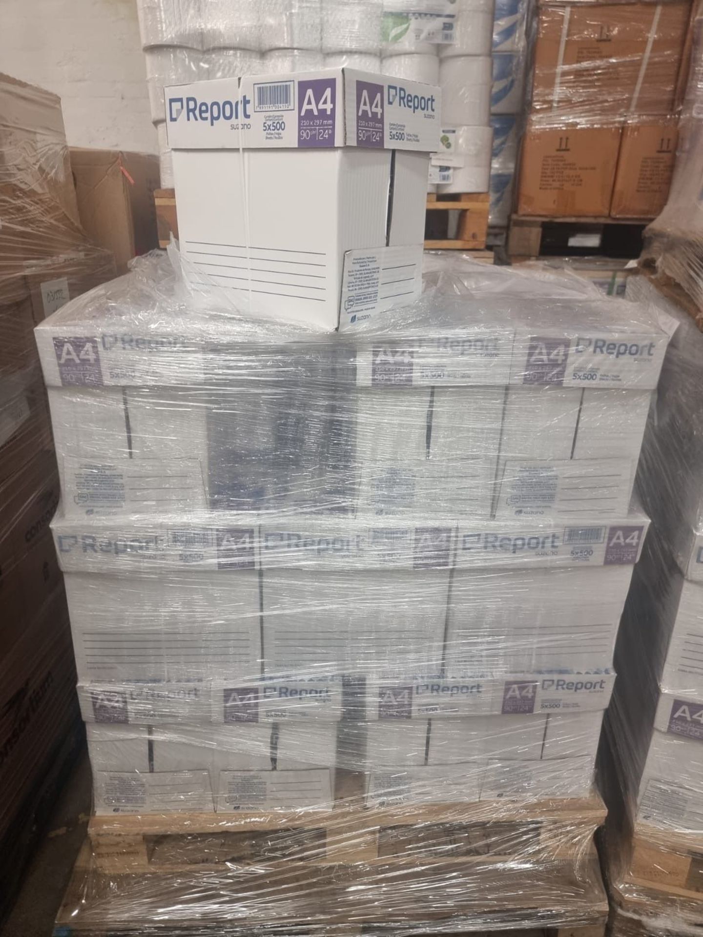 Pallet To Contain 25 x New Boxes of Lucart STRONG240C 2 Ply C-Fold Glue Embossed White each box - Image 2 of 4