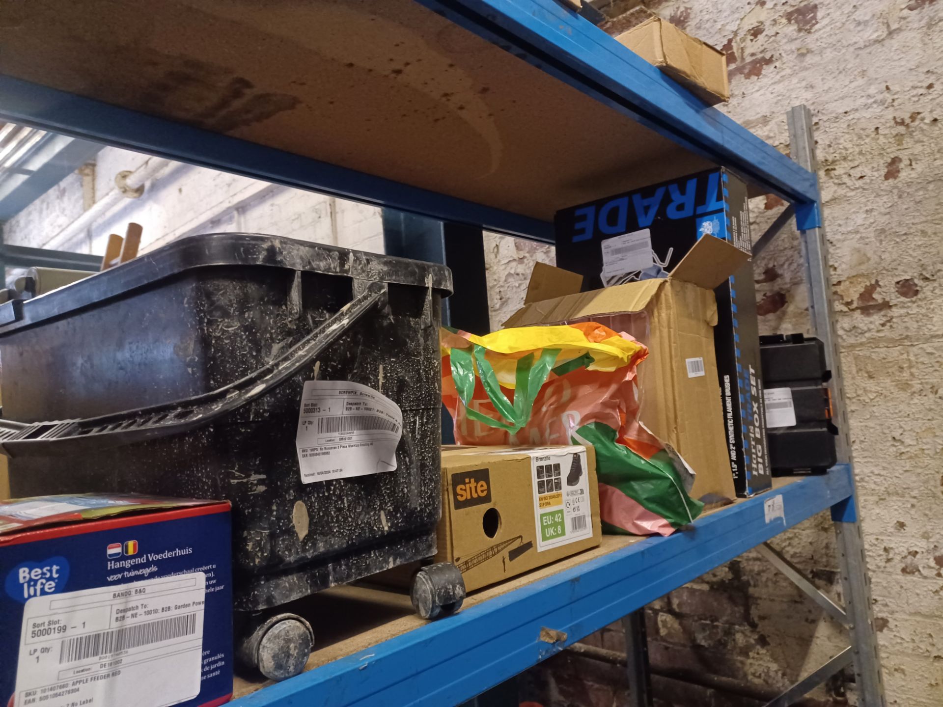 Shelf Mixed Lot to include; Universal Sprayers, Xhoses, Outdoor Socket, Construction Boots and more. - Image 2 of 2