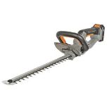 TITAN TTI827HDC 45CM 18V 1 X 2.0AH LI-ION TXP CORDLESS HEDGE TRIMMER. - ER51.