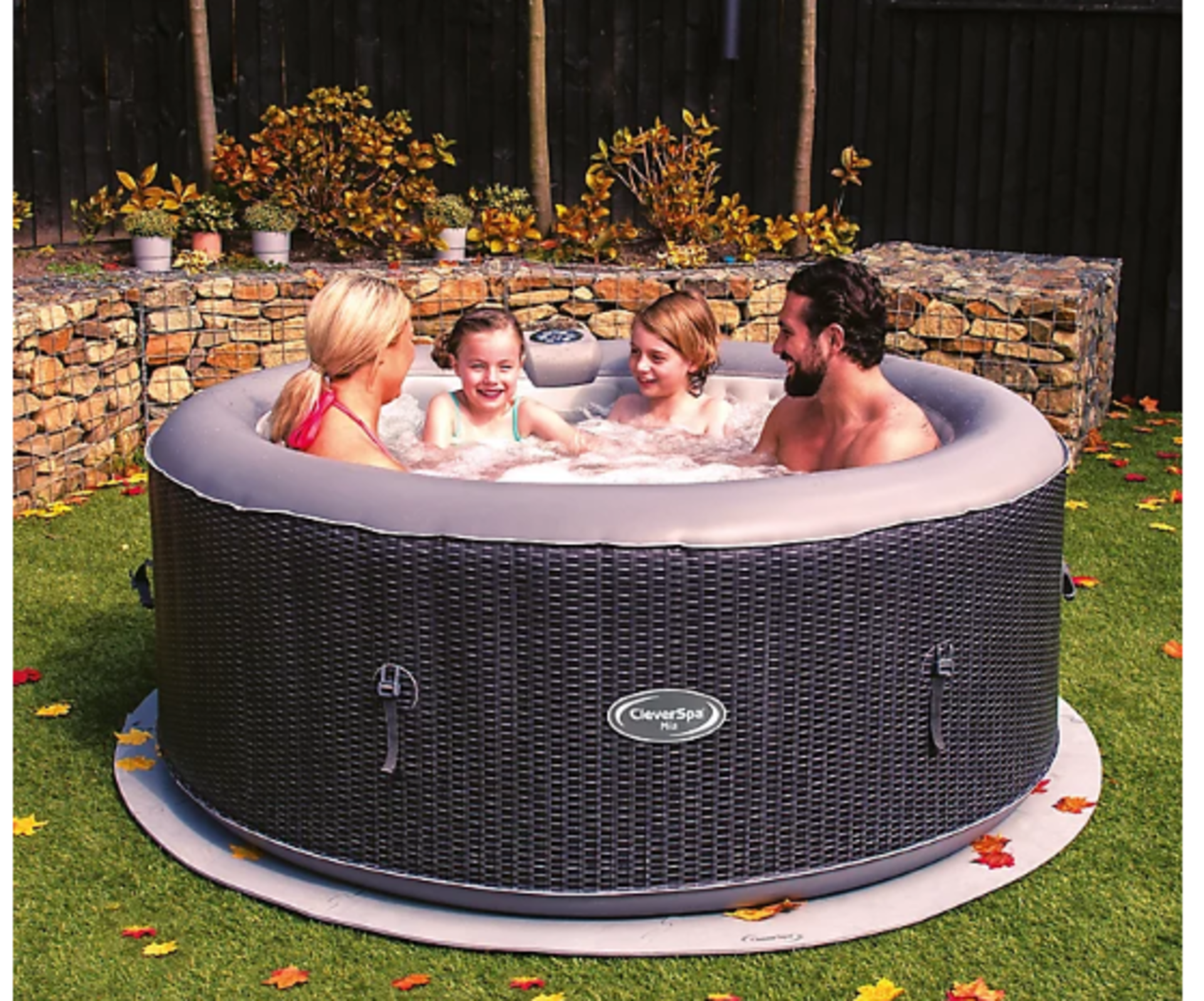 CleverSpa Mia 4 Person Hot tub. - ER. RRP £299.00. A great way to get into the spa lifestyle if - Image 2 of 2