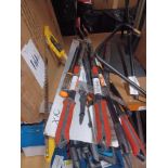 10 x Mixed lot; to include various type of Garden Shears, and Saws etc. - PW